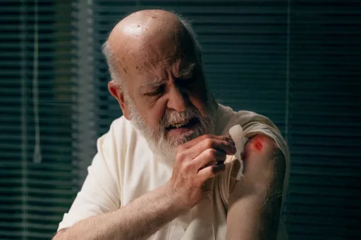 Skin Tears bei Altershaut – verstehen, vermeiden und richtig versorgen